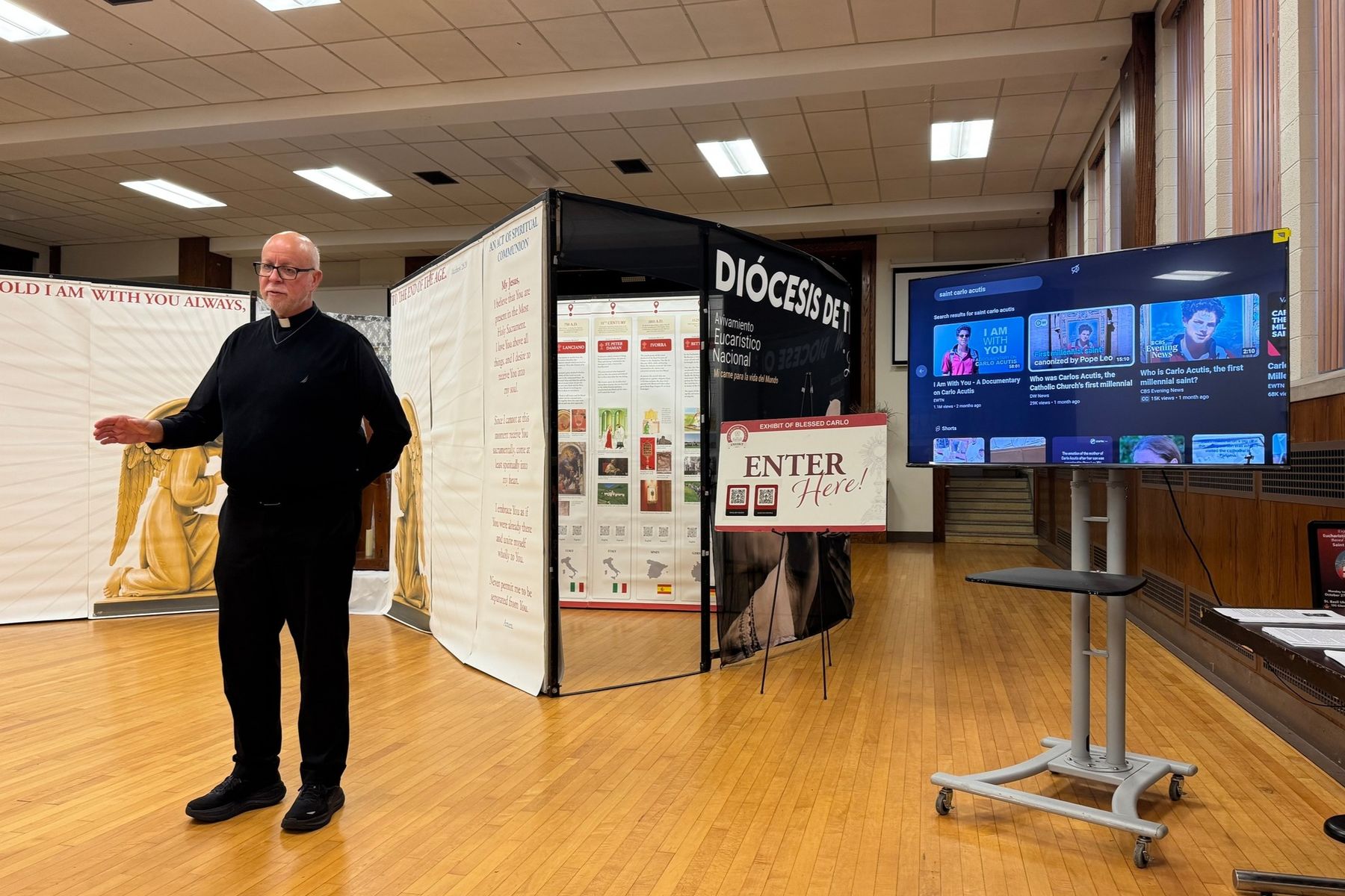 У Стемфордській семінарії відкрили виставку «Євхаристійні чудеса» святого Карла Акутіса