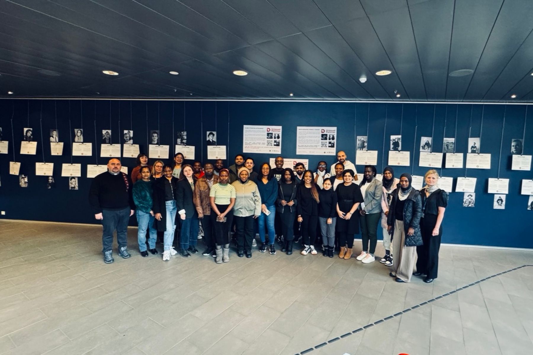 В Ісландії провели виставку «Невидані дипломи» пам’яті загиблих українських студентів