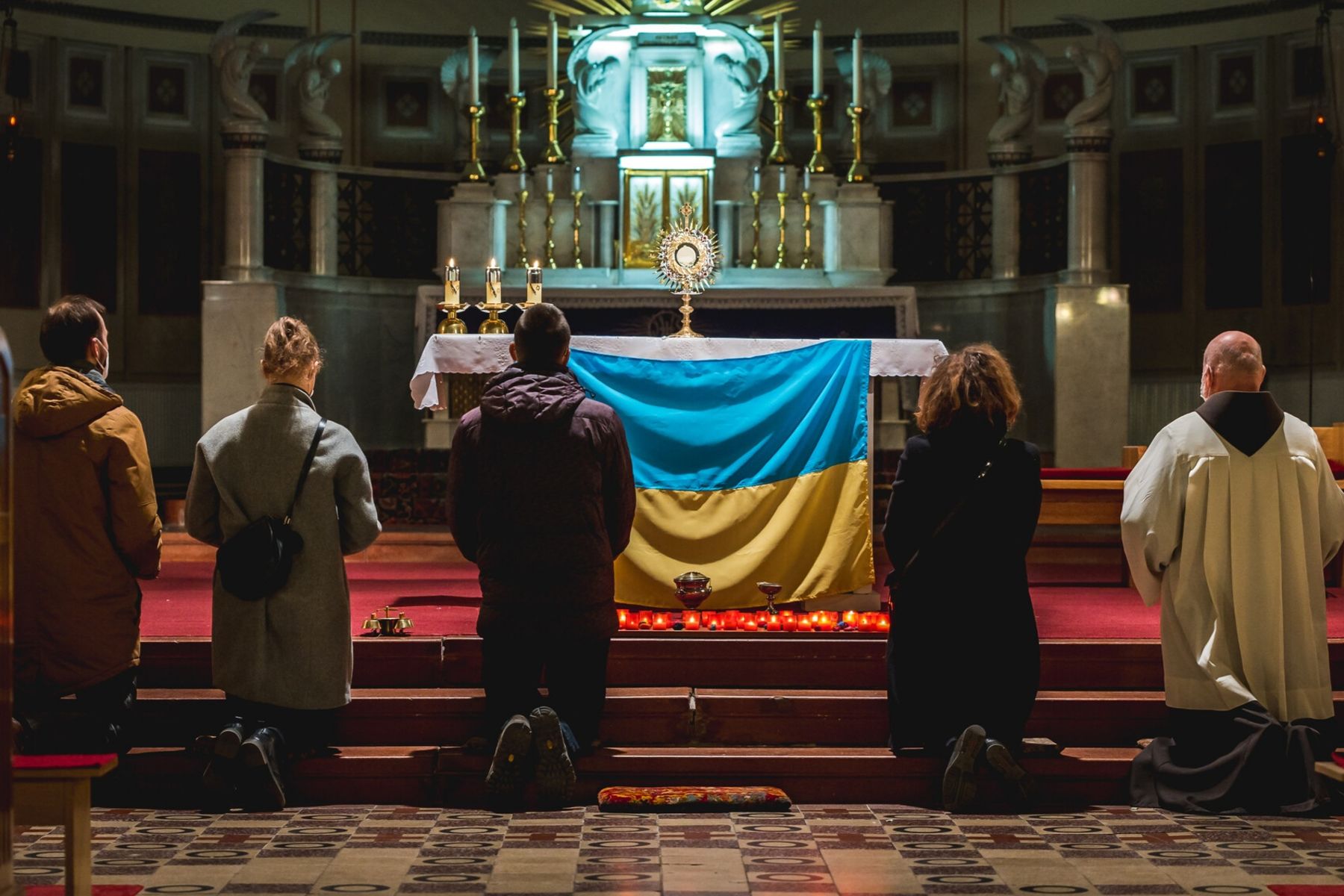 Єпископи Європи єднаються в молитві за мир в Україні та на Святій землі