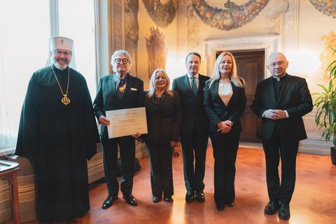 Глава УГКЦ у Ватикані вручив папський орден Фундації «Gaudium et Spes»