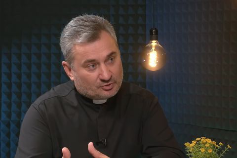 «"Промінь світла": рік шостий», — отець Ігор Яців про катехитичну онлайн-школу УГКЦ і новий навчальний рік 