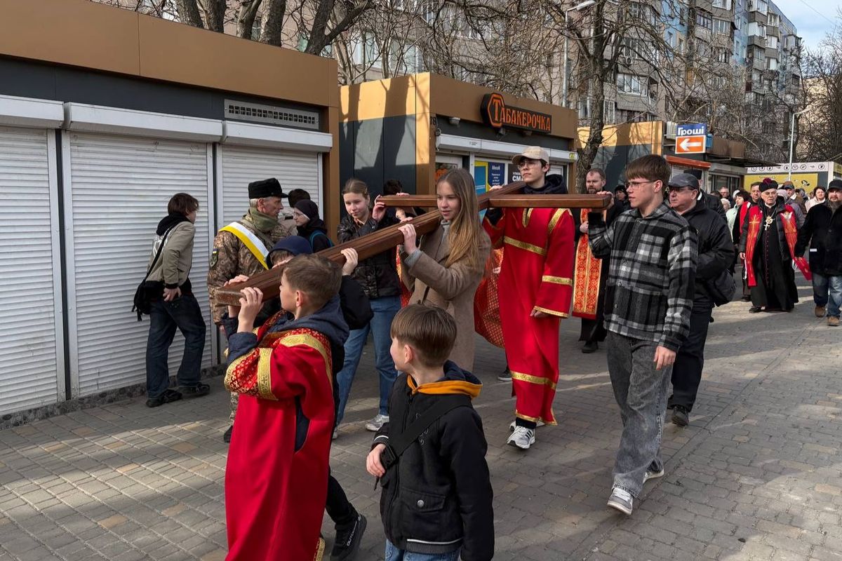 У Хрестопоклонну неділю вулицями Одеси пройшла Хресна хода