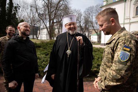 «Роль капелана — допомогти воїнові лишитися людиною в нелюдських обставинах», — Глава УГКЦ