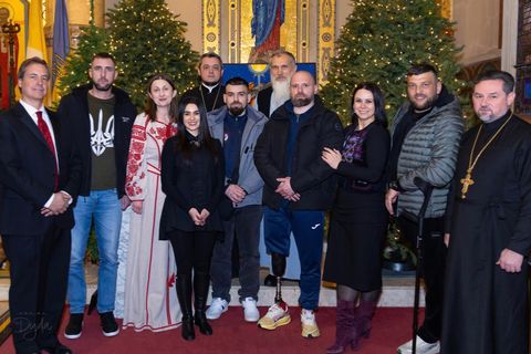 Понад 23 тисячі доларів на лікування захисників зібрали українські парафії в Чикаго