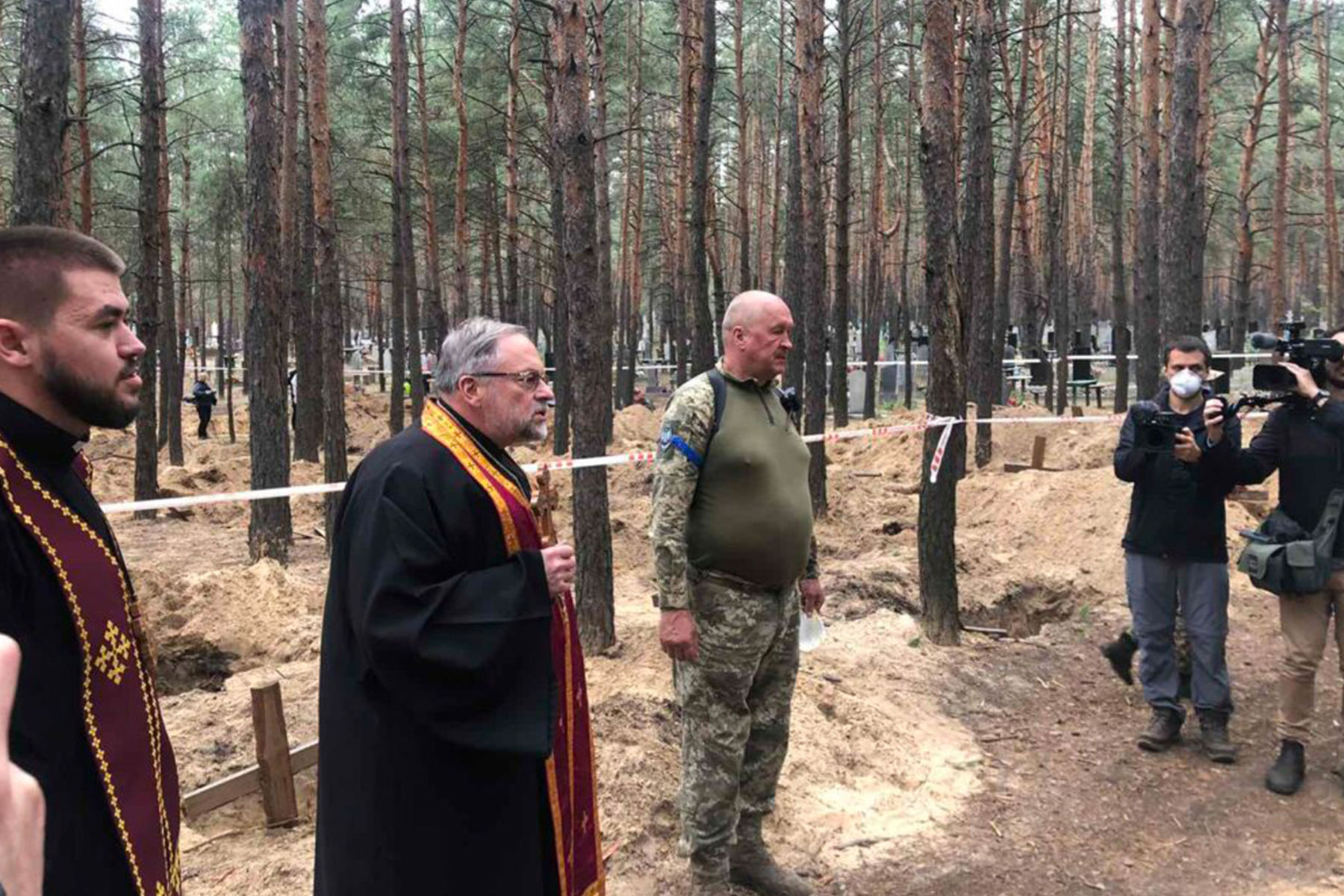 Представники УГКЦ відвідують із гуманітарною допомогою деокуповані території Харківщини