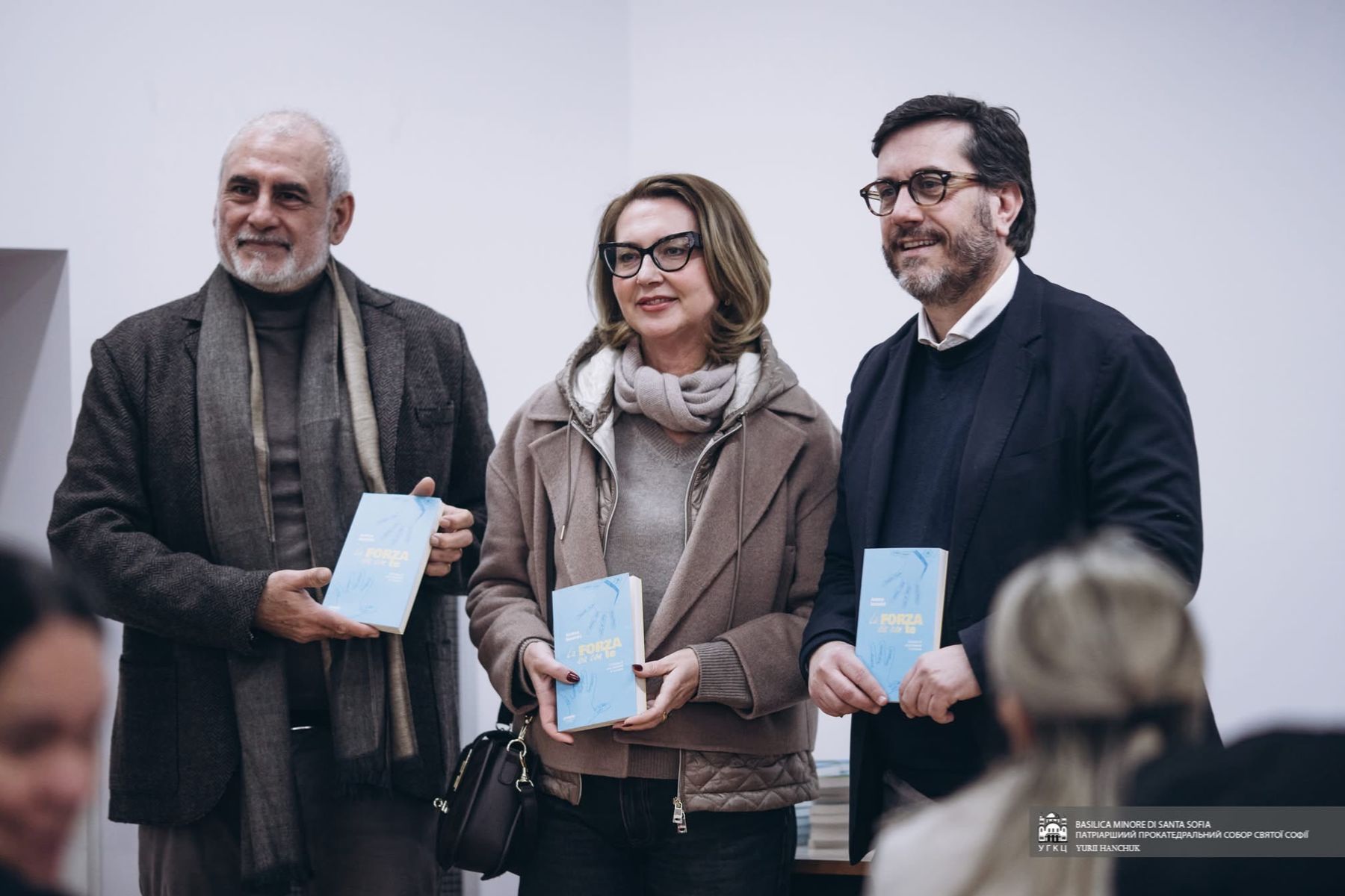 У Римі презентували книгу журналіста та віцепрезидента UNICEF Italia Андреа Якоміні про війну в Україні