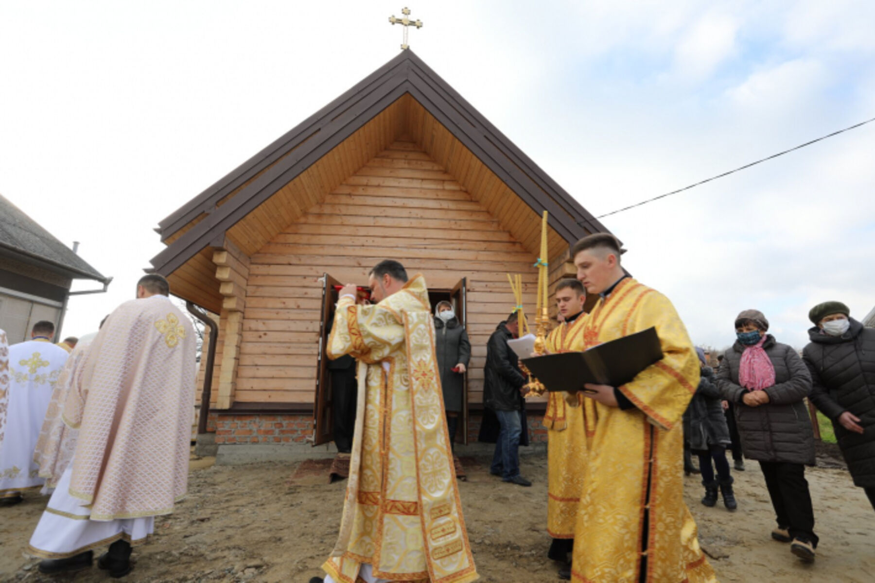 З часу створення Чернівецької єпархії освятили перший повноцінний новозбудований храм