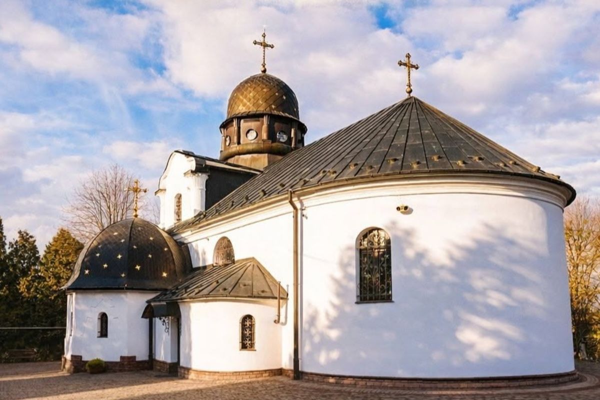 Всеукраїнська проща до Страдчу