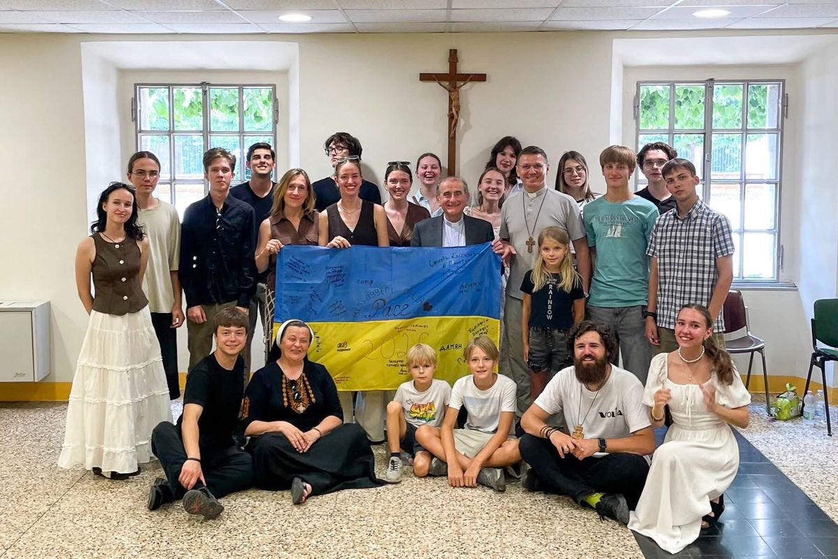 Молодь Донецького екзархату свідчила в Італії про війну в Україні
