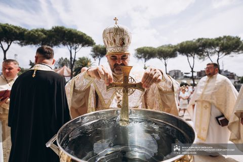 Владика Григорій Комар у Римі здійснив водосвяття 