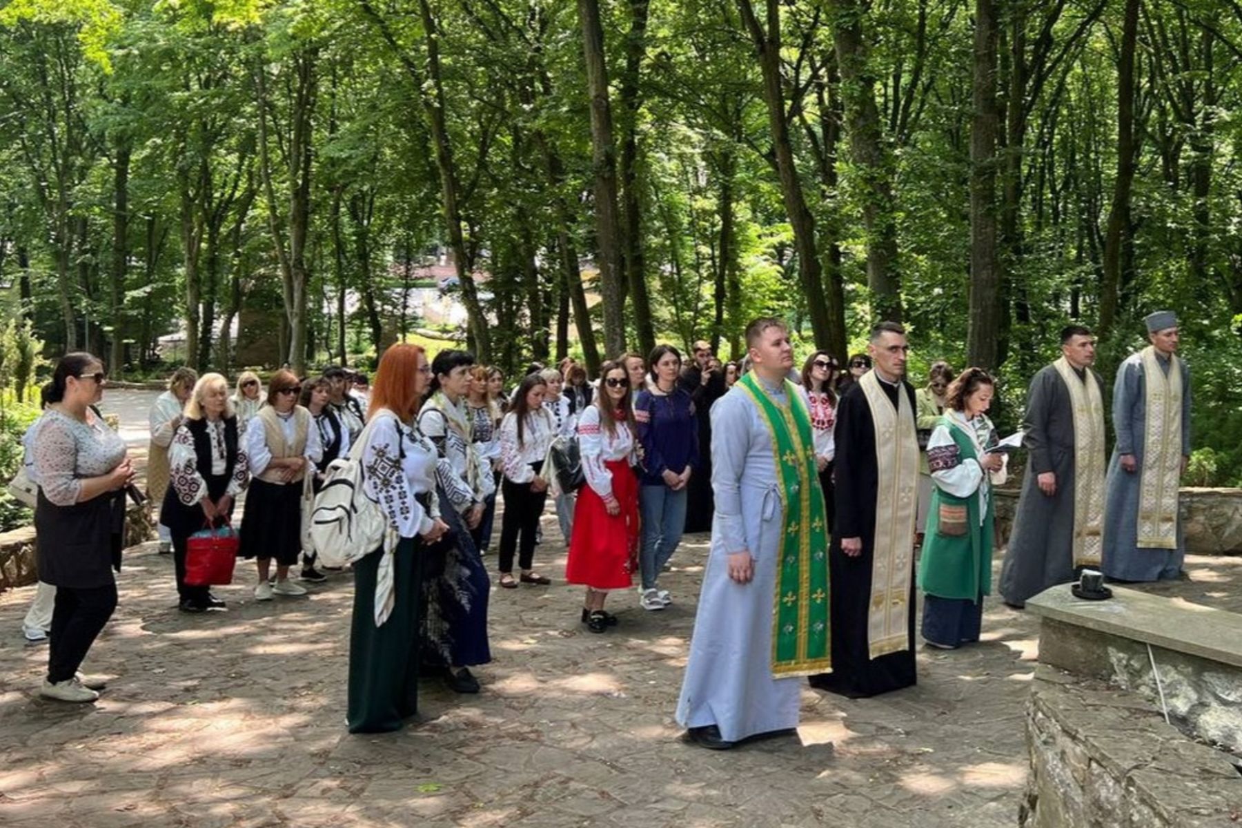 Дружини священників Тернопільсько-Зборівської архиєпархії здійснили пішу прощу до Зарваниці