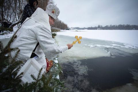 «Сьогодні Господь упокорюється перед своїм сотворінням, щоб усіх нас із собою примирити», — Глава УГКЦ у свято Богоявлення