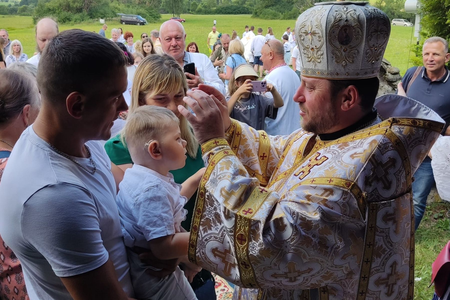 Владика Микола Бичок узяв участь у «Лемківській ватрі» в Ждині