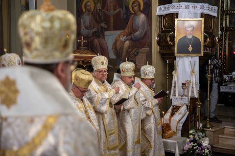 «Пастир, який жив життям свого народу»: У Дрогобичі вшанували владику Юліана Вороновського з нагоди 90-річчя від дня його народження
