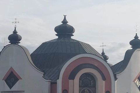 У Польщі зрізали хрест з українського храму. Глава УГКЦ: «Це богохульство напередодні Воздвиження і образа духовних почуттів українців»