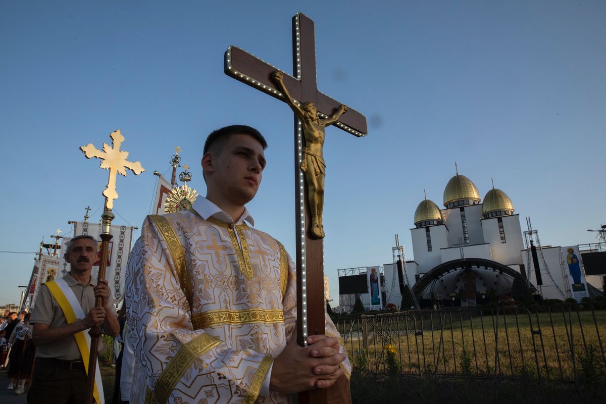 «Розвивайте особисту дружбу з Господом Ісусом»: Синод Єпископів УГКЦ звернувся до молоді