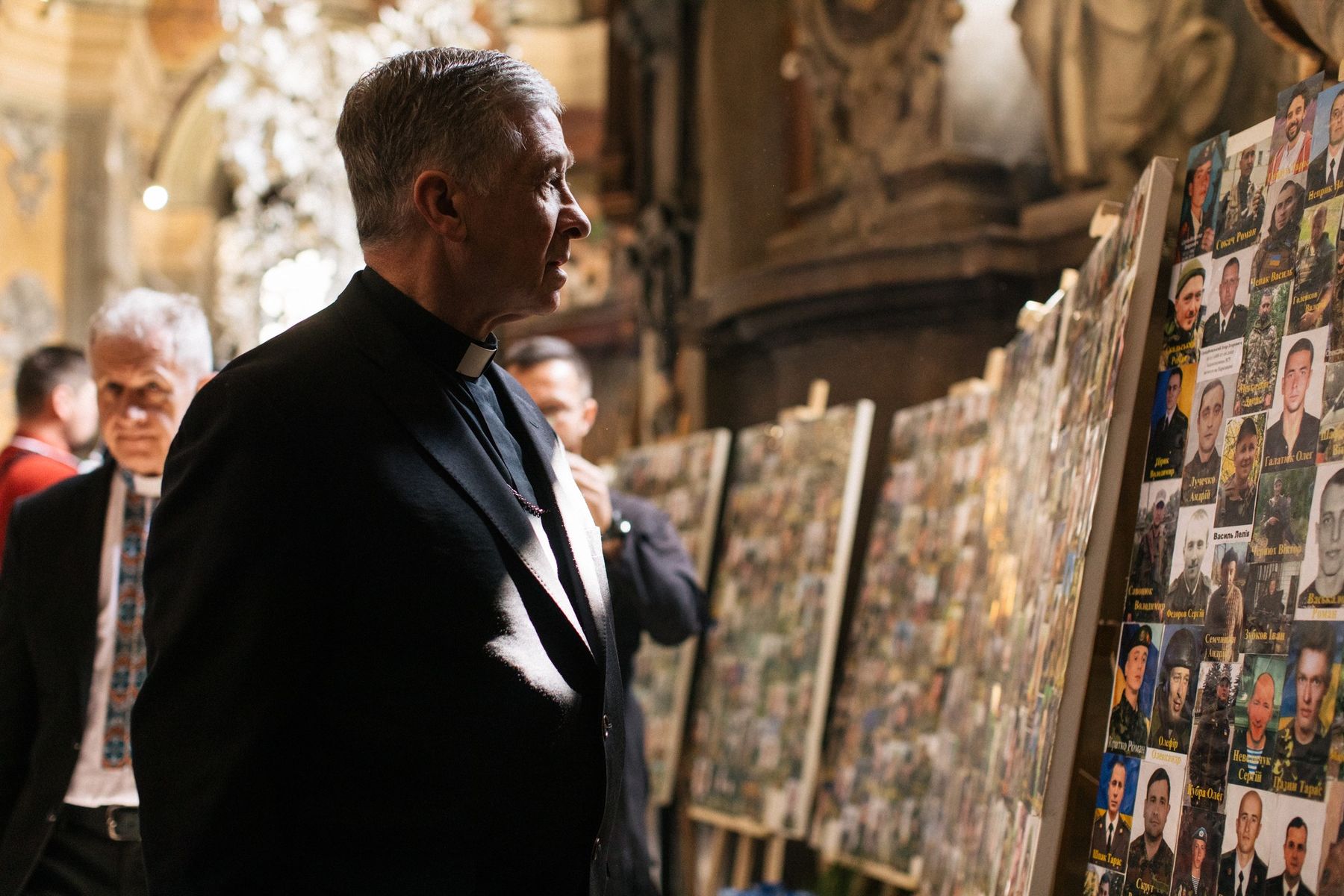 “The world must unite and bear the burden of war together with Ukrainians” — Archbishop of Chicago Cardinal Blase Cupich visits Lviv and UCU