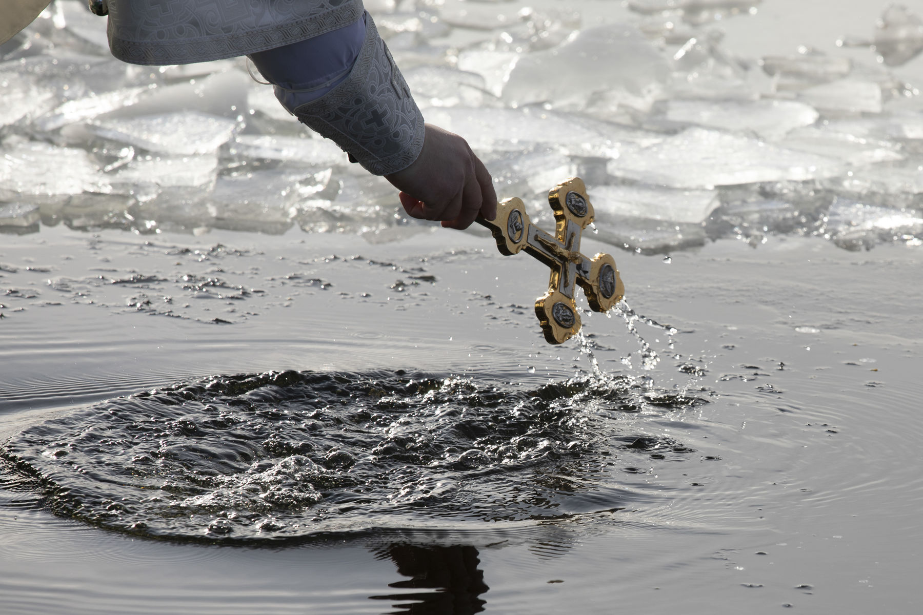 Глава УГКЦ у 329-й день війни: «Бог занурюється в йорданські води, щоб занурити людину в життя Пресвятої Тройці»