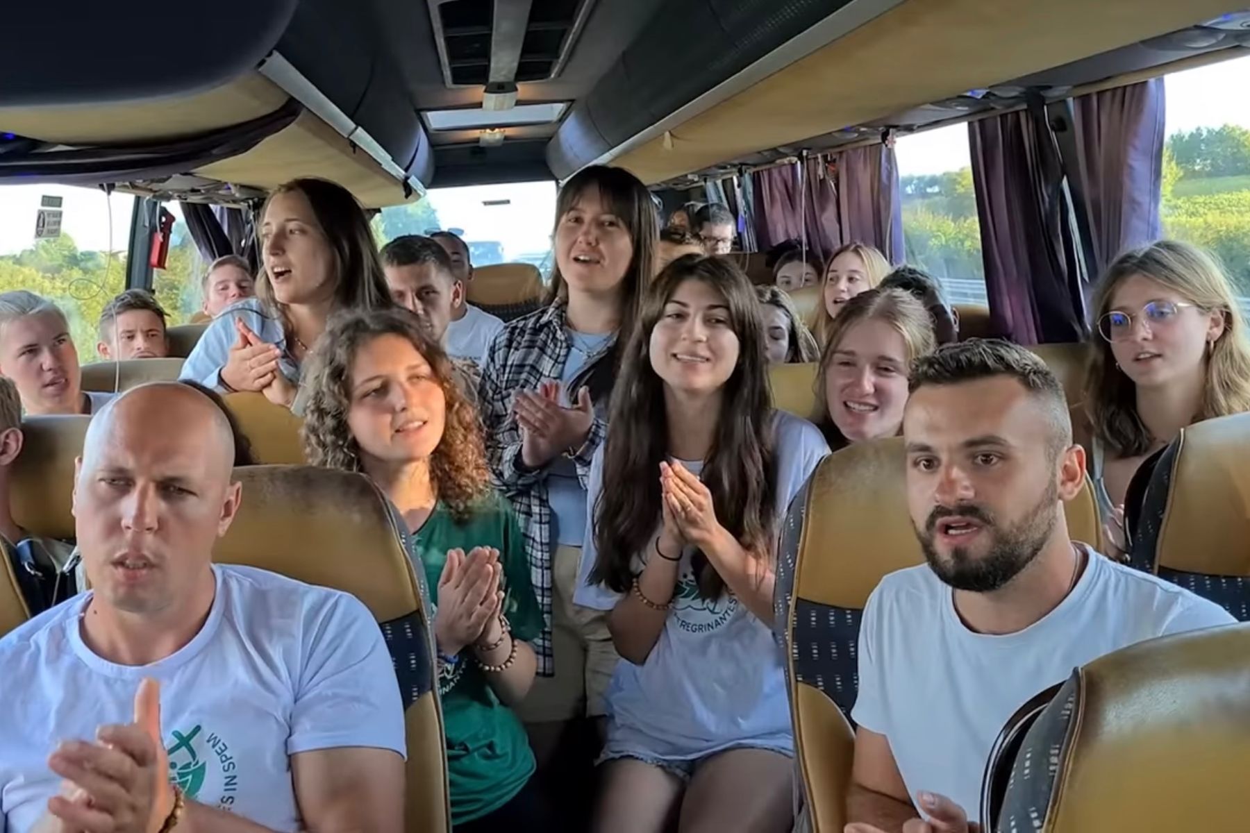 «Ми приїхали одними людьми, а повертаємося іншими»: враження українців з Німеччини від Ювілею молоді в Римі