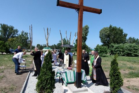 A Cross Consecrated in Pavlohrad on the Site of a Future Church