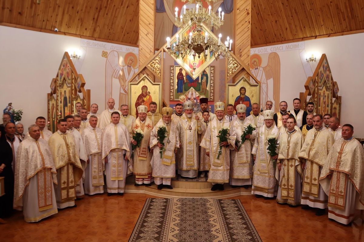 Єпископи, духовенство та вірні взяли участь у прощі до Прилбич