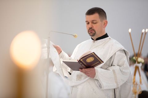 Як поминати Папу на Літургії після його смерті? Пояснили в Київській архиєпархії