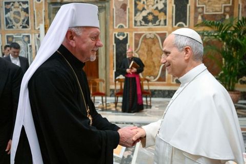 Владика Володимир Війтишин зустрівся зі Святішим Отцем під час аудієнції з «Мізерікордія»
