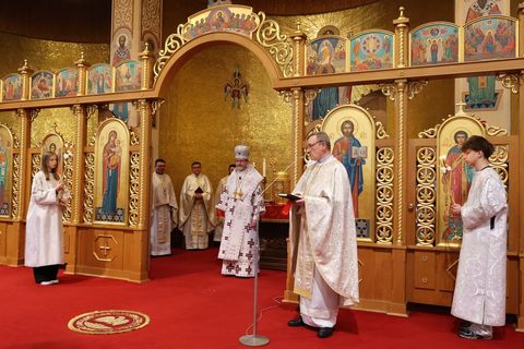 Українська громада в Мюнхені привітала владику Богдана Дзюраха з ювілейними датами служіння