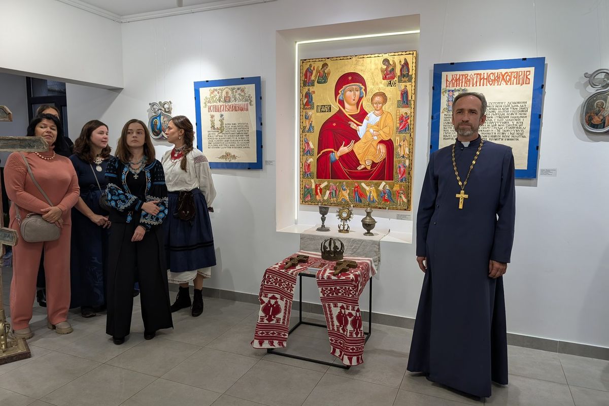 У Дрогобичі відкрили виставку ікон викладачів і студентів Факультету церковного мистецтва