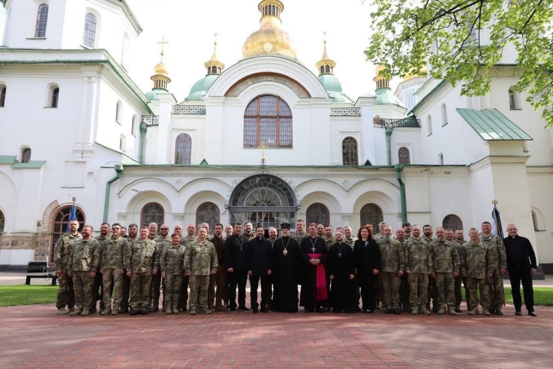 У Софії Київській відбувся 13-й випуск військових капеланів