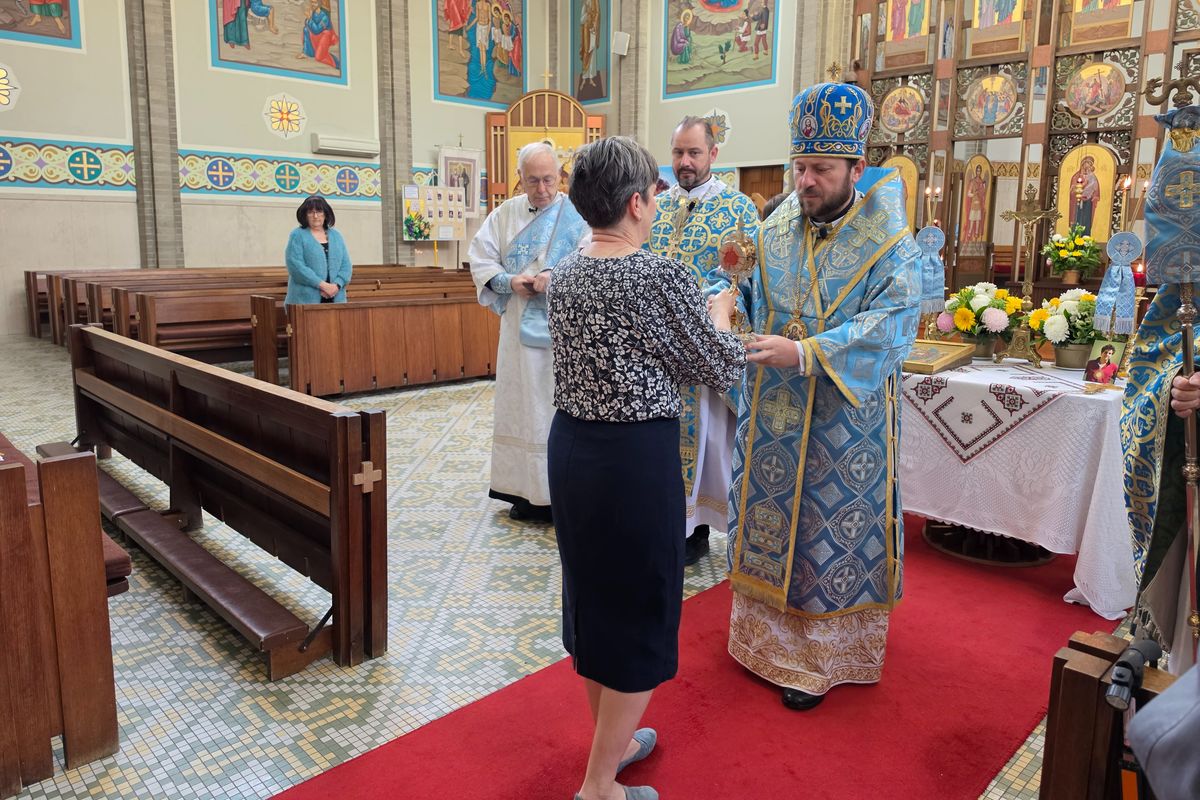 Вірні Мельбурнської єпархії молилися біля мощей святого Карло Акутіса