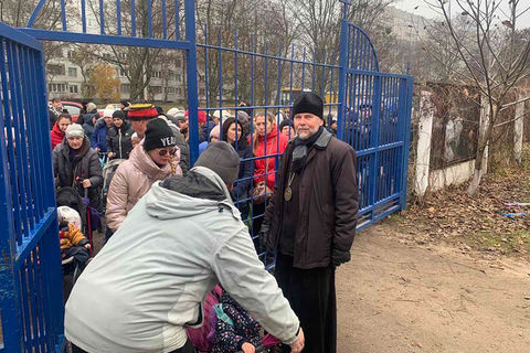 У Харківському екзархаті провели День убогого