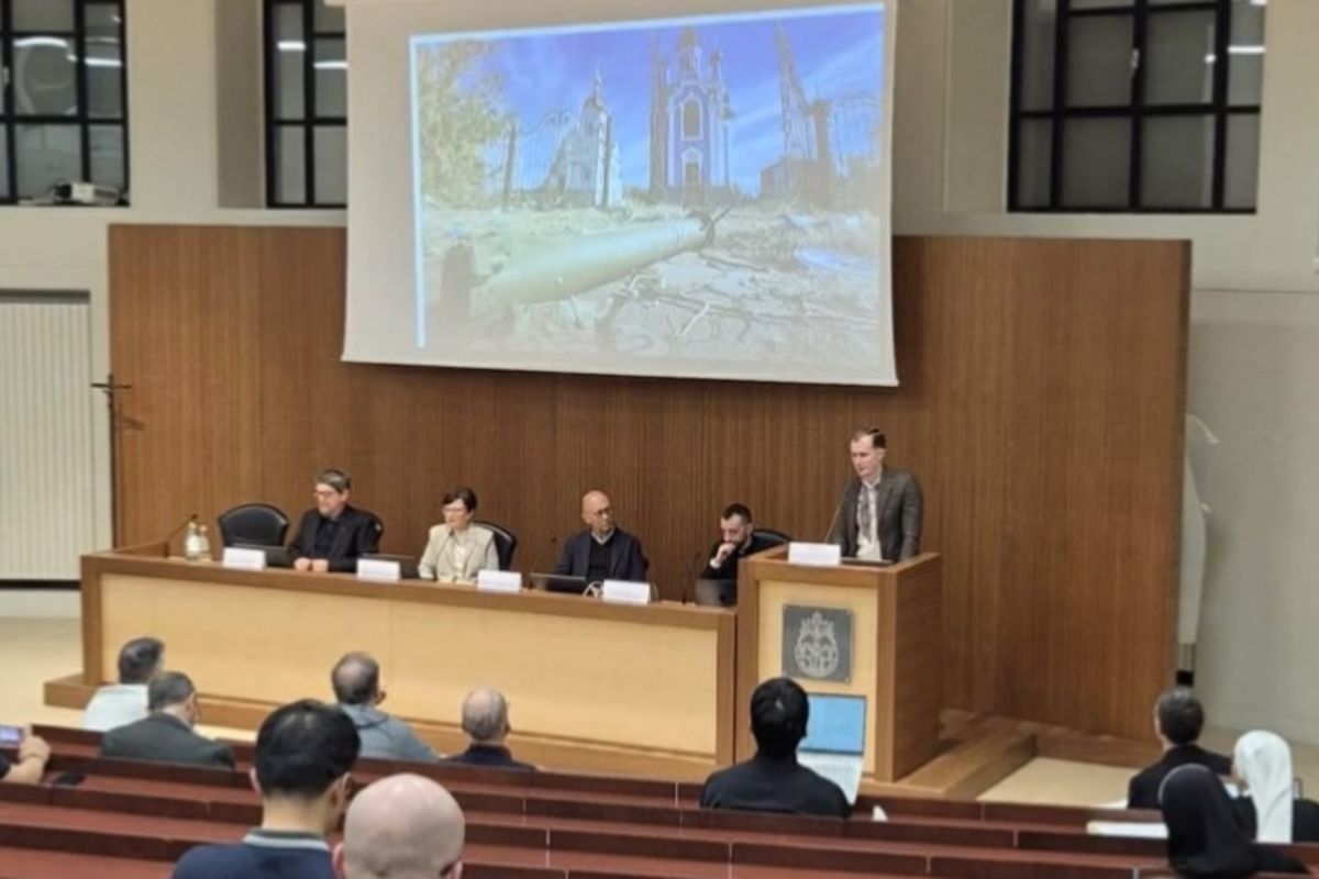 У Папському Григоріанському університеті представили свідчення про війну в Україні