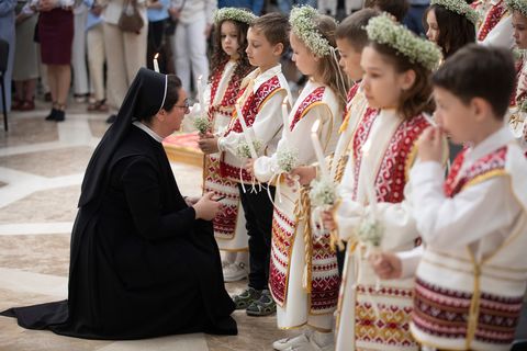 “It Is Not Uncommon for a Vocation to Fade Because No One Supported It”: The Synod of Bishops of the Ukrainian Greek Catholic Church Address the Clergy and Monastics
