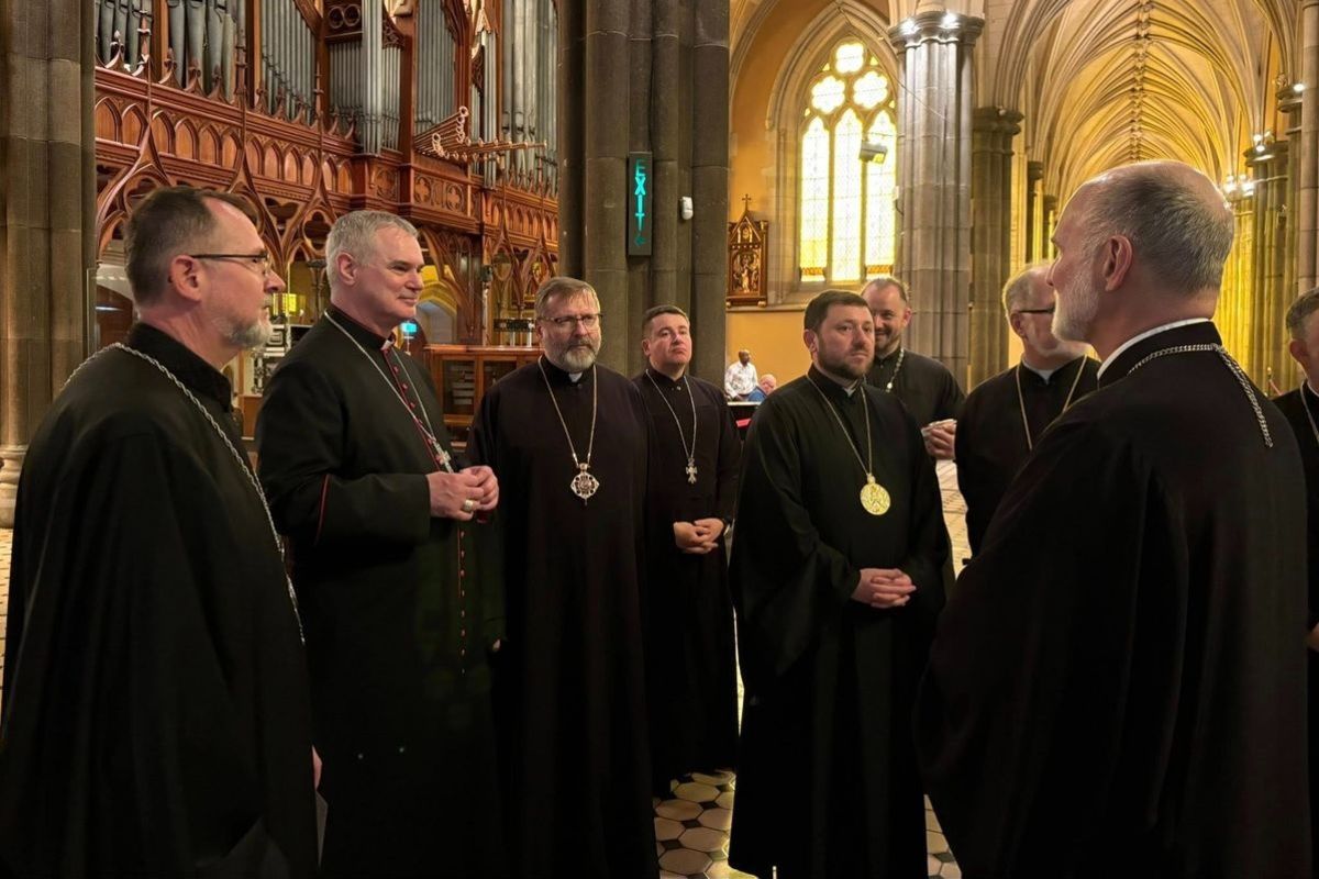 Архиєпископ Пітер Коменсолі прийняв Блаженнішого Святослава та членів Постійного Синоду у Мельбурні