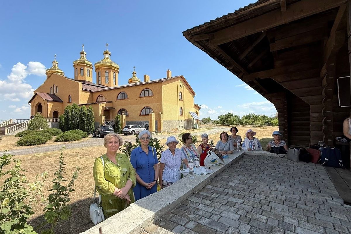 «Коли бачимо, що монастир стоїть — маємо надію, що виживемо»: як живе Церква у прифронтовому Херсоні