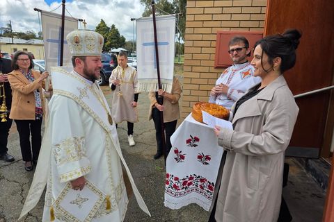 Владика Микола Бичок відвідав український храм у Нортемі з нагоди 50-річчя його освячення