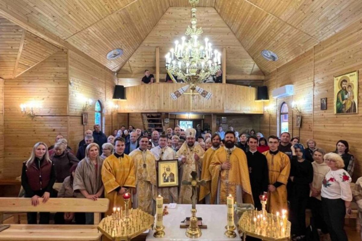 Донецький екзархат долучився до Всецерковного паломництва ікони з мощами святого Володимира Великого