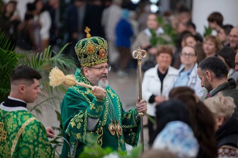 «Ріка живої води тече зараз, тут, між нами», — Глава УГКЦ у неділю П’ятидесятниці