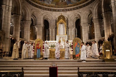 Мощі українських новомучеників перебуватимуть в одному з найвідвідуваніших храмів Парижа 