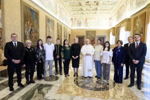 Папа Лев XIV зустрівся з українськими дітьми, повернутими з росії