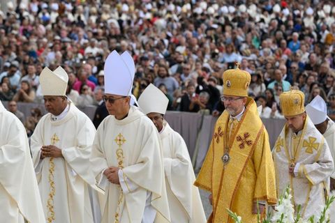 Pope calls for 7th October to be day of prayer and fasting for peace