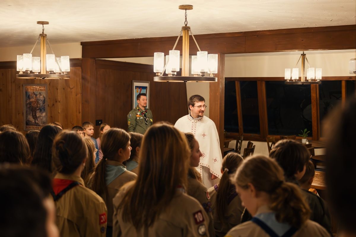 Divine Liturgy at Plast Ski Camp: Fr. Volodymyr Radko Calls Youth to Gratitude and Prayer