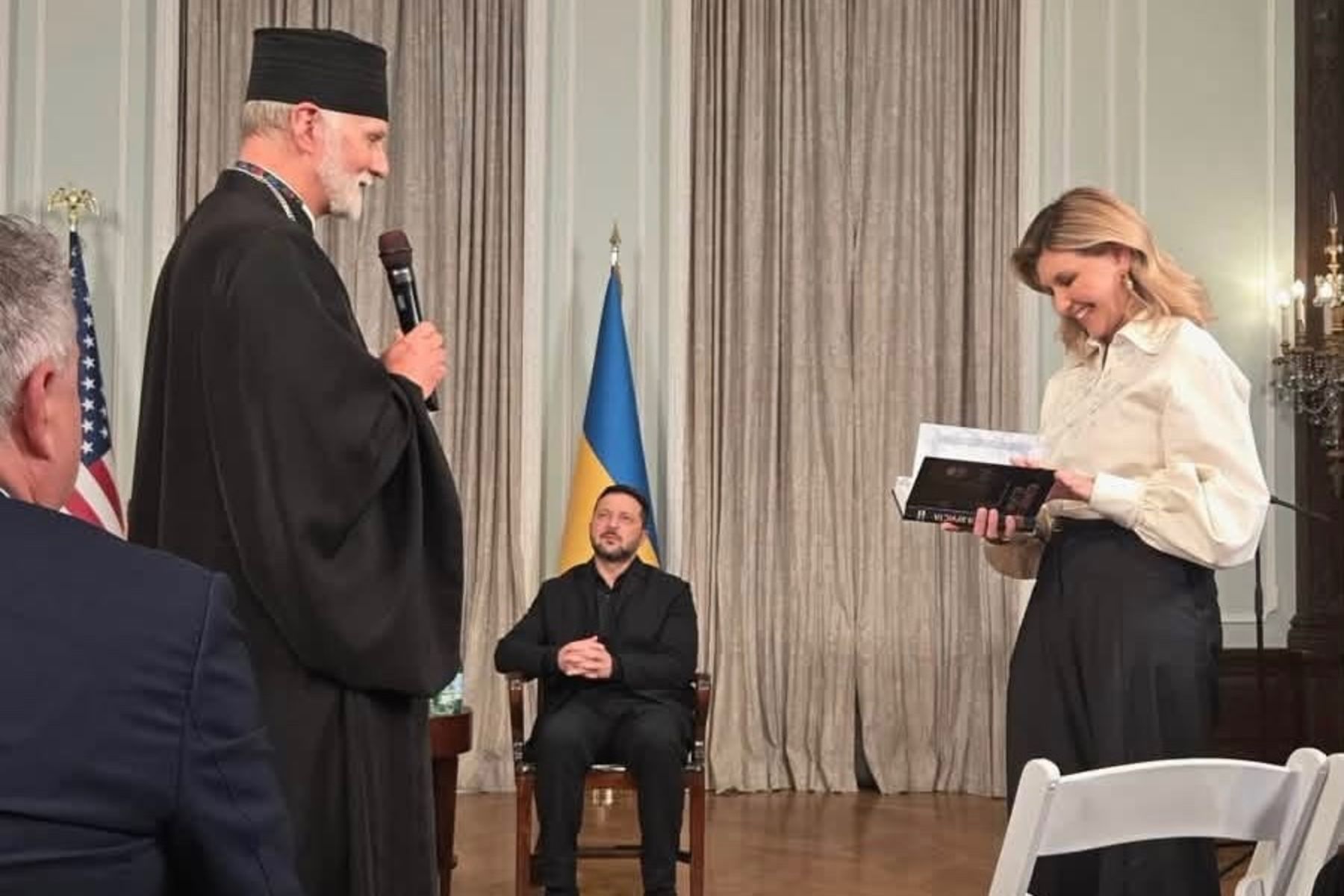 Митрополит Борис Ґудзяк і владика Павло Хомницький зустрілися із Президентом України у США