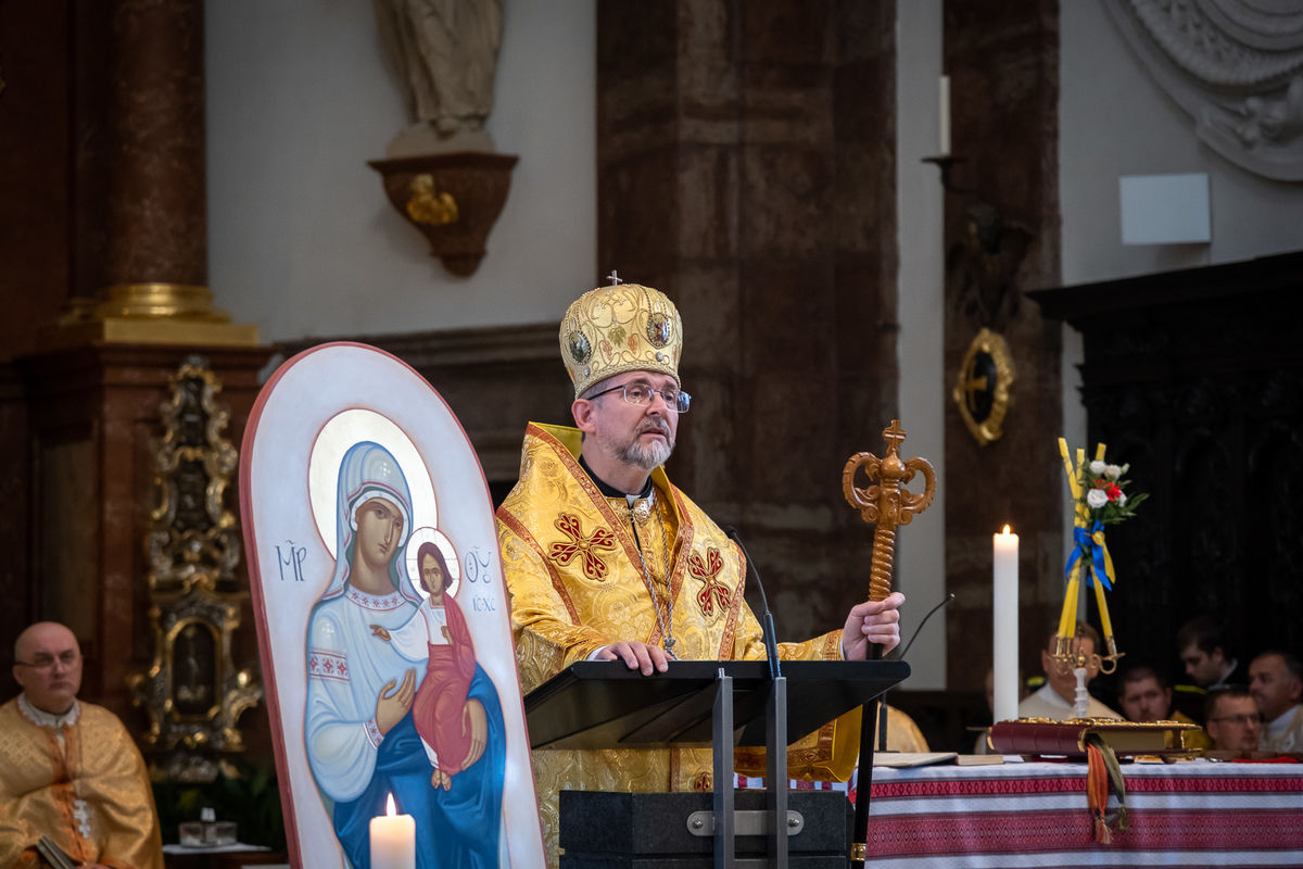 «Ісус у кожній миті твого життя подасть тобі потрібну благодать», — владика Богдан Дзюрах в Інсбруку (Австрія)