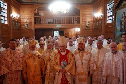 У Польщі відбувся з’їзд «Пратулинська родина»: українські парафії отримали мощі мучеників