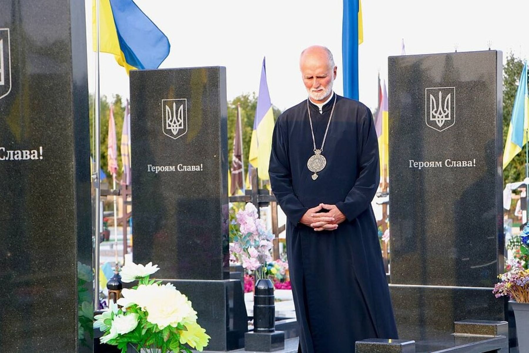 Митрополит Борис Ґудзяк у Полтаві: молитва, вшанування Героїв та розмова про лідерство під час війни