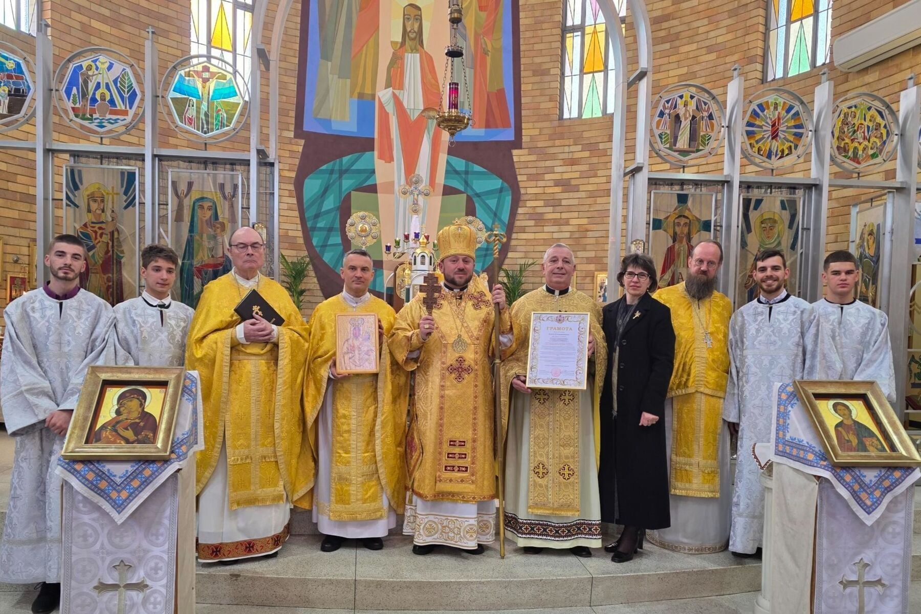 Hierarchical Divine Liturgy in Sydney and the Priesthood Jubilee of Fr. Oleh Stefanyshyn