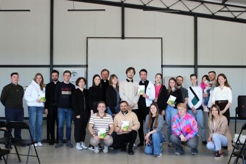 У Львові презентували новий посібник для організації літніх таборів «Веселі канікули»