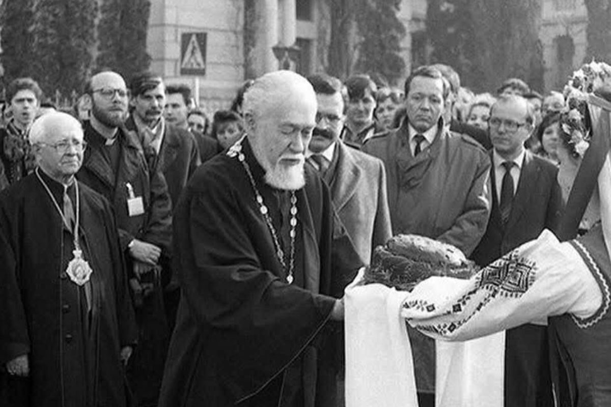 Авіарейс Рим–Львів, що змінив історію: як Глава УГКЦ повертався додому